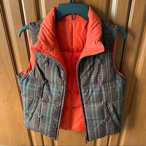 RL Women’s Sm down/feather reversible zip up puffer vest;orange/plaid; Like New